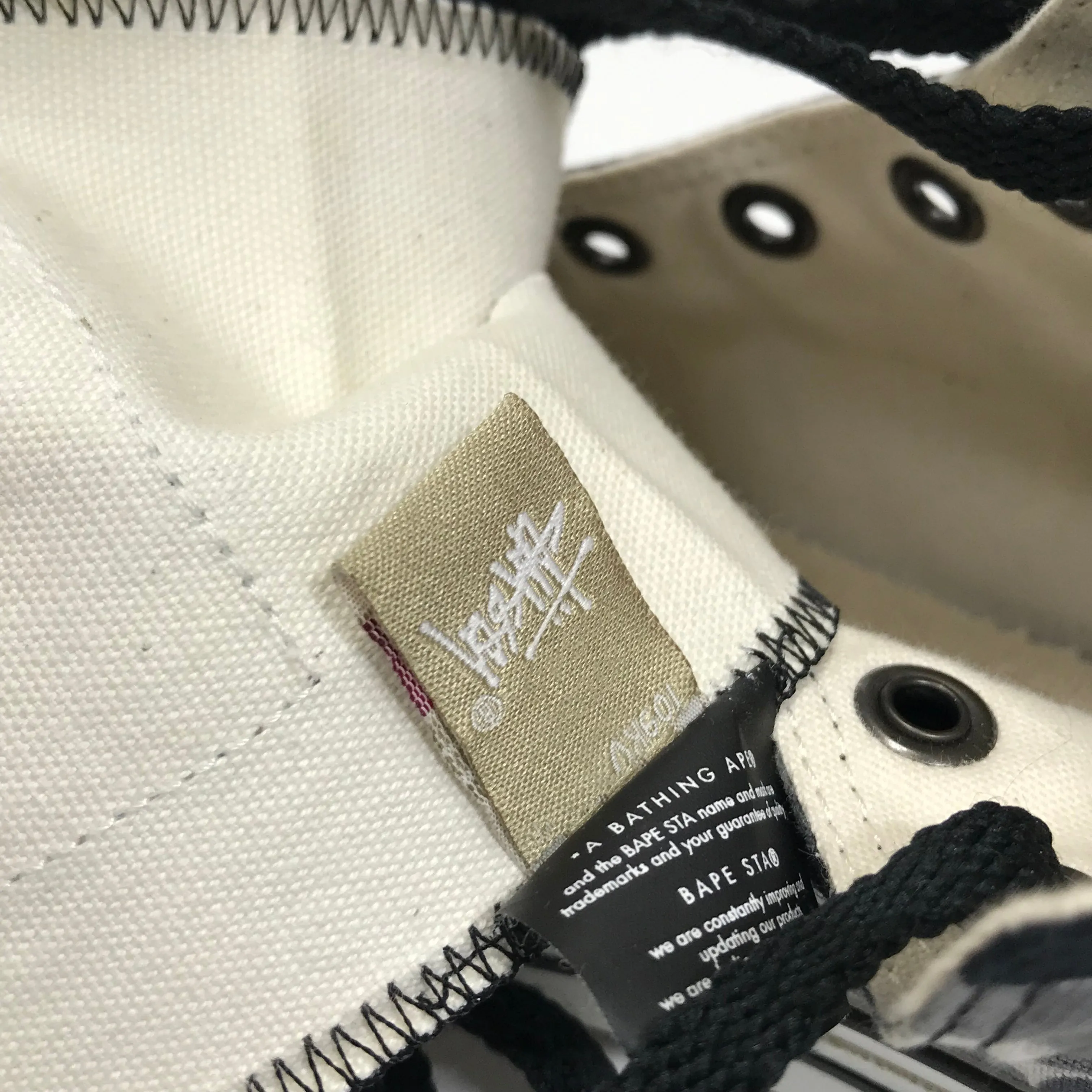 [11] DS! A Bathing Ape x Stussy Bape Sta 'Chuck Taylor' Hi Top Shoes