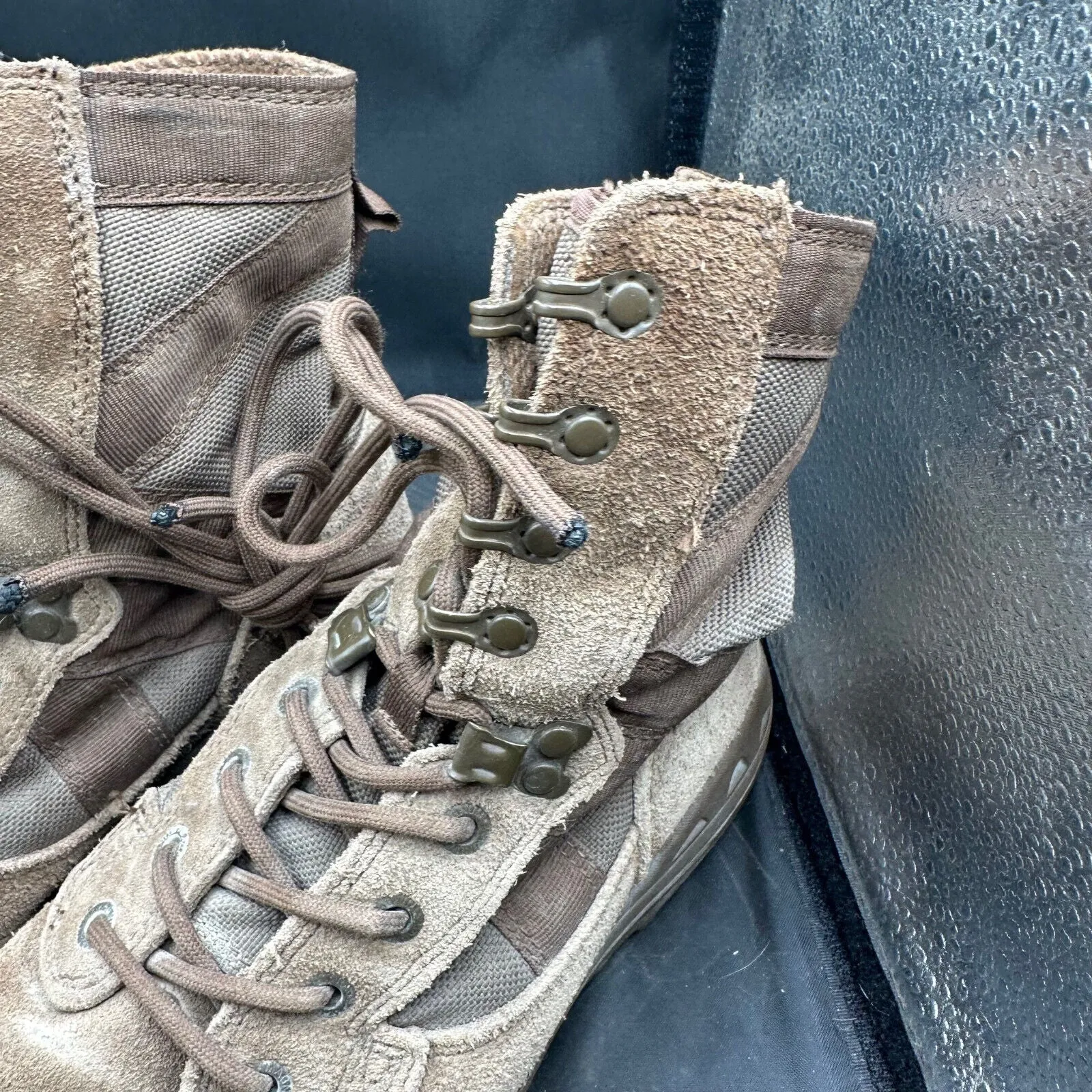 Army Brown Leather MAGNUM High Top Combat Patrol Boots - Size UK 7M - EU 41