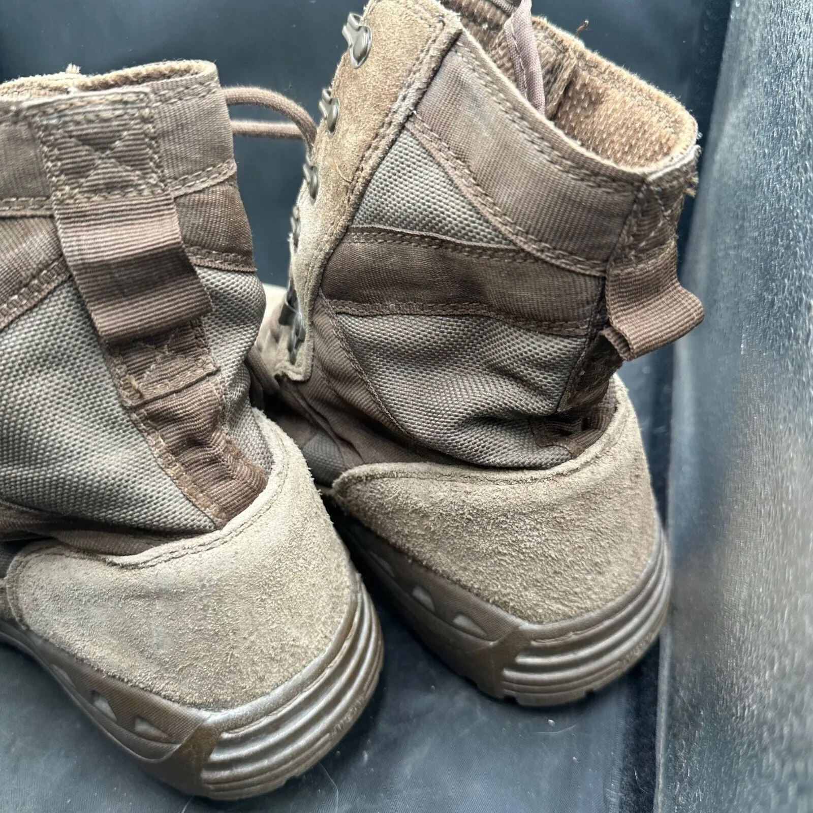 Army Brown Leather MAGNUM High Top Combat Patrol Boots - Size UK 7M - EU 41