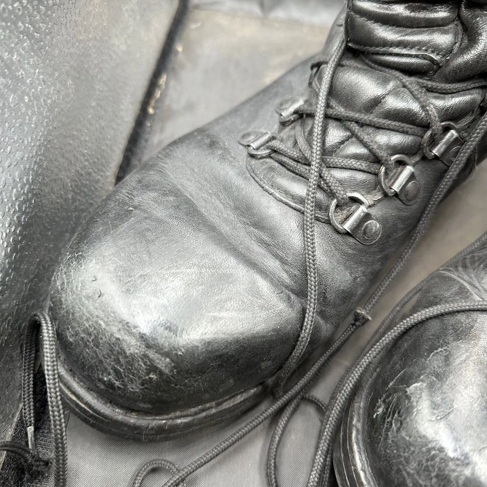 Austrian Army Black Leather Army Combat Boots - Size EU 45 - UK 10.5