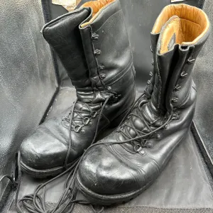 Austrian Army Black Leather Army Combat Boots - Size EU 45 - UK 10.5