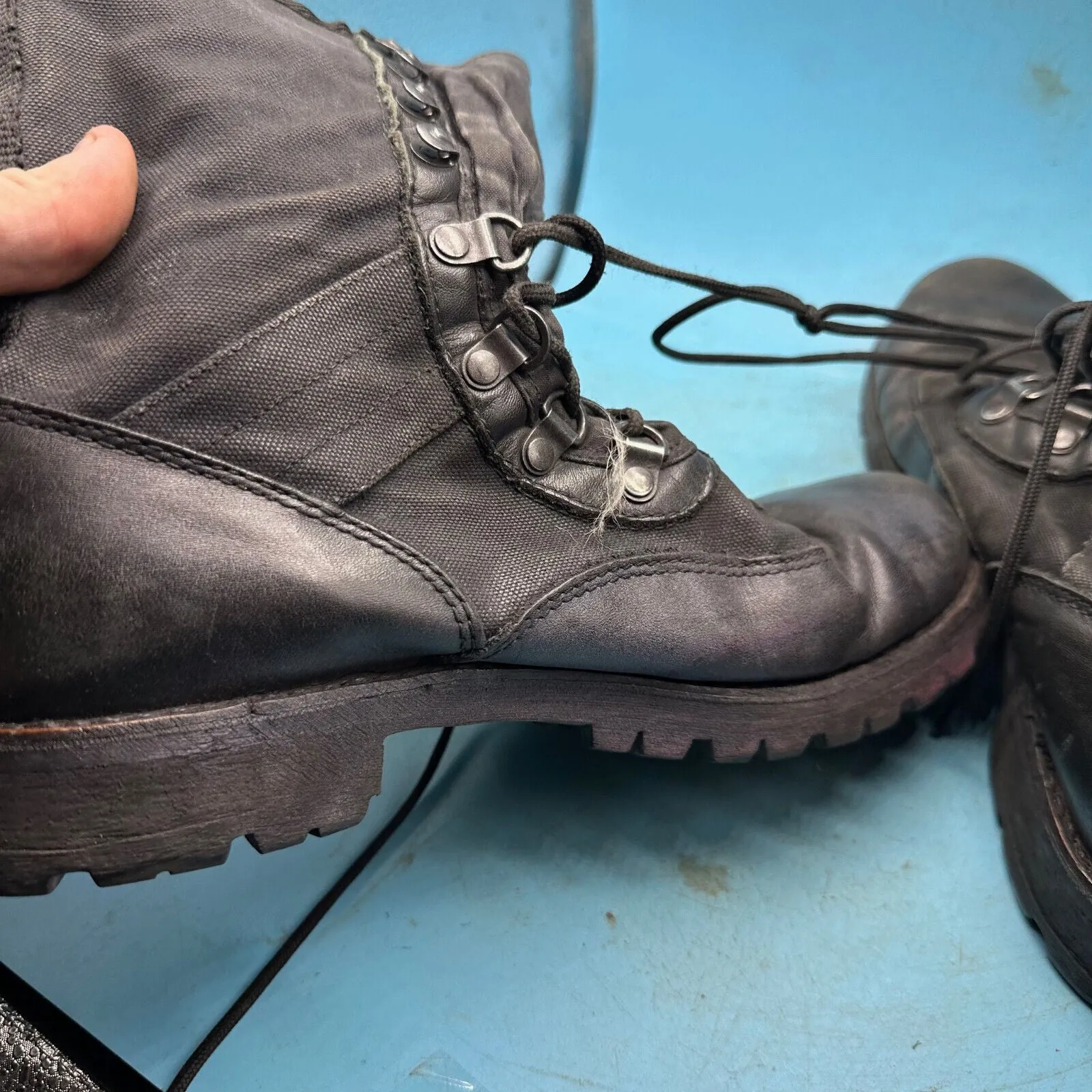 Austrian Army Black Leather Combat Boots - Size EU 42 - UK 8