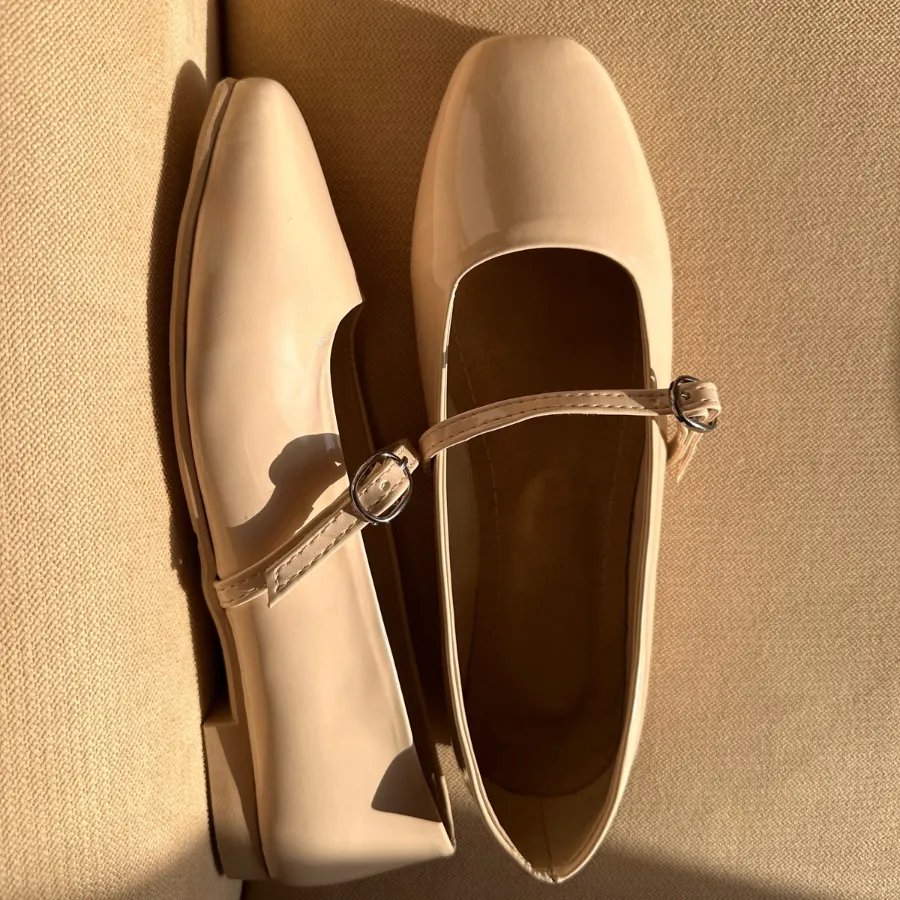BAILATIRA FLASH BEIGE (Square-Toe)