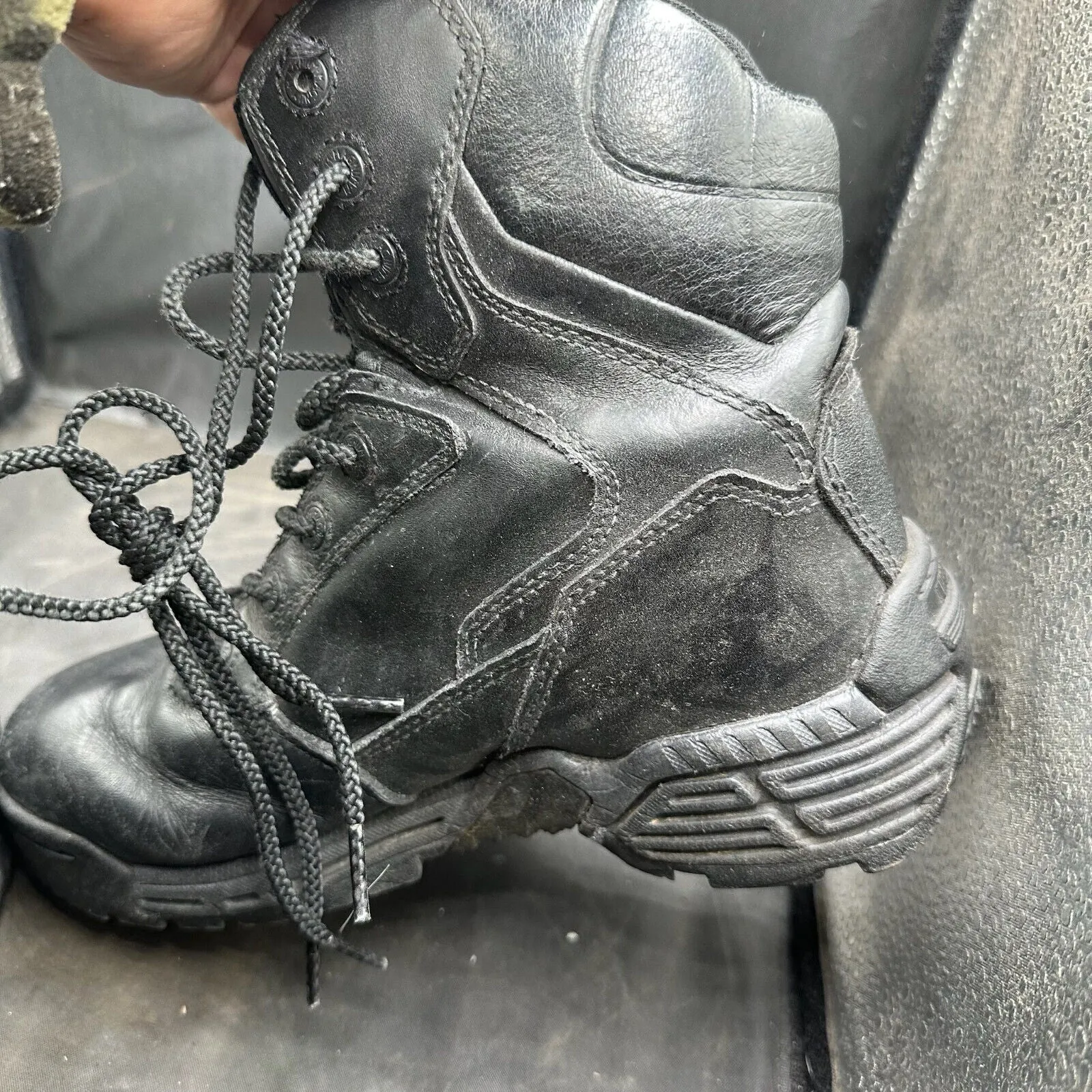 British Army Black Leather Army Combat Boots - Magnum - Size UK 5 - EU 38