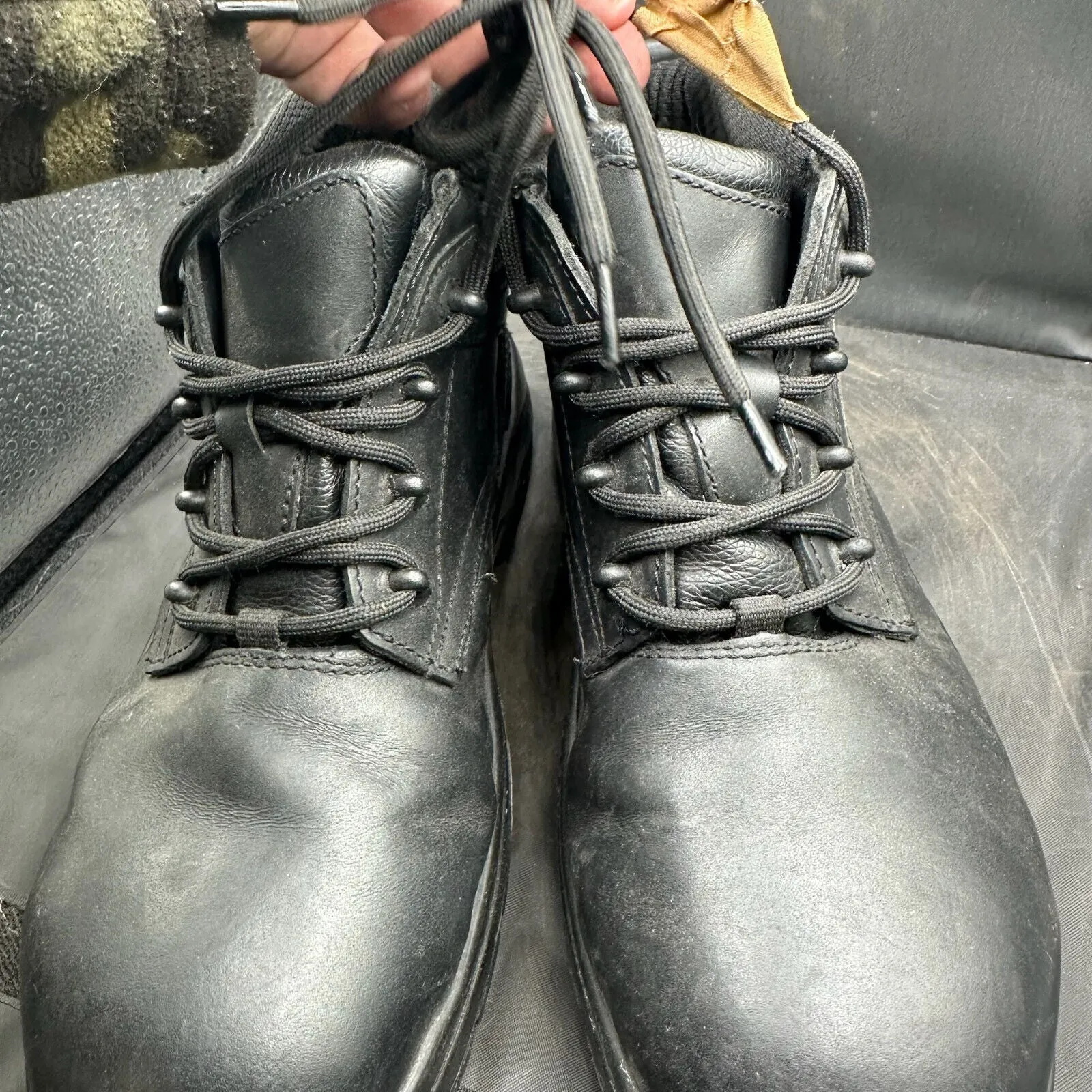 British Army Black Leather Army Combat Boots - Safety Boots - Size UK 9