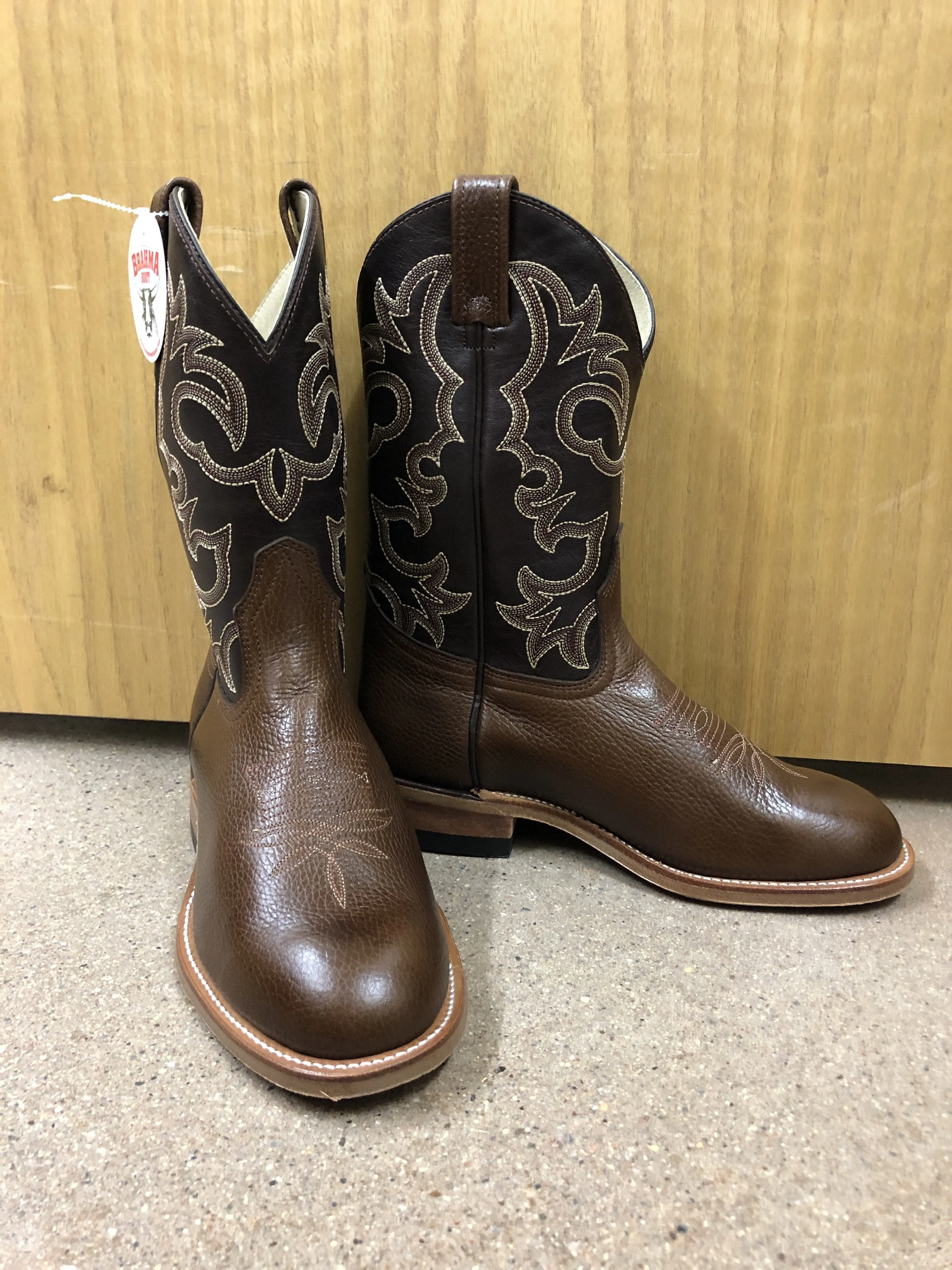 CL8201-1-8.5-3E Cowboy Boot  Brahma Round Toe