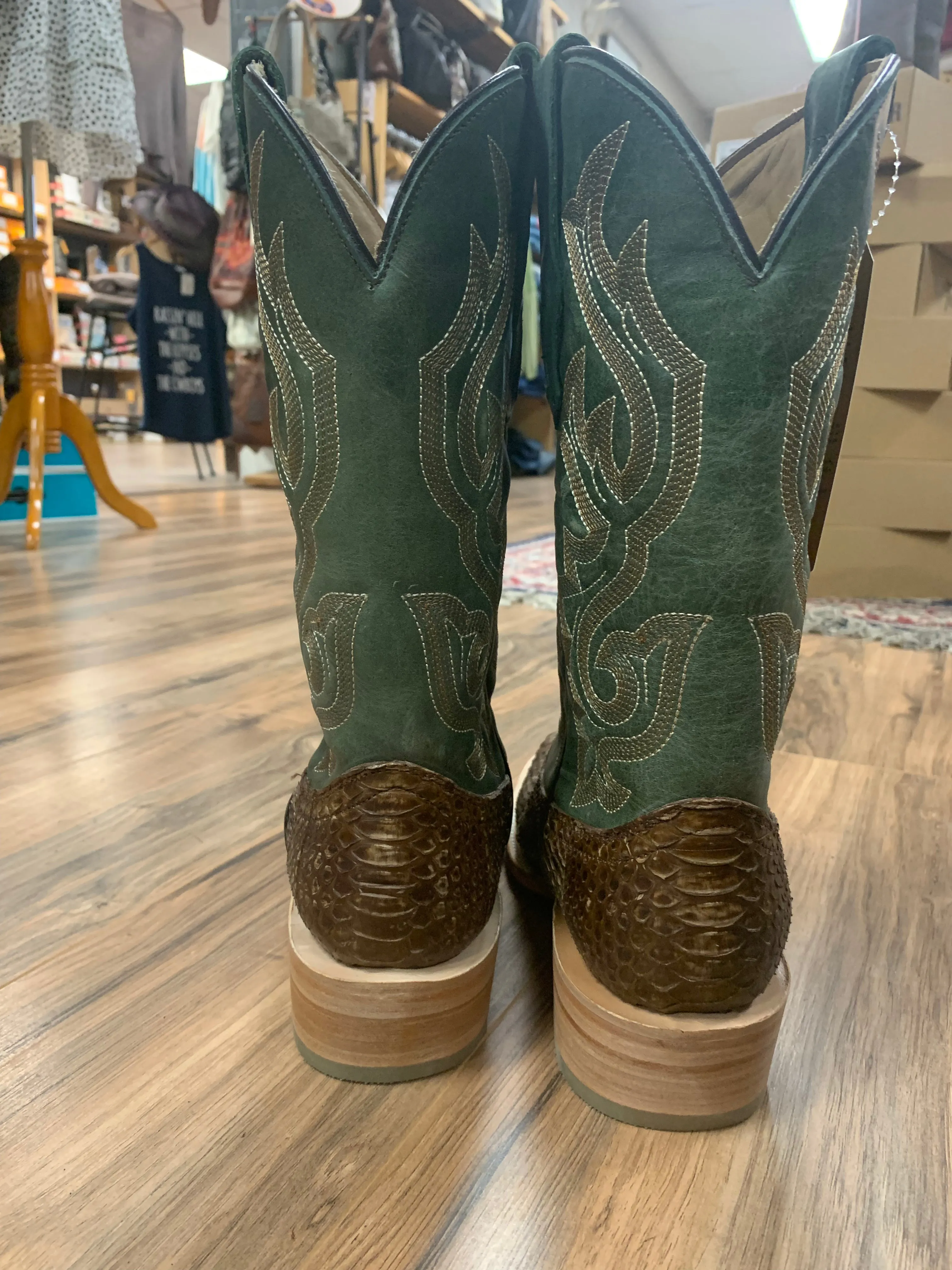 CORRAL MEN'S EXOTIC PYTHON EMBROIDERED PERFORMANCE WESTERN BOOTS - SQUARE TOE