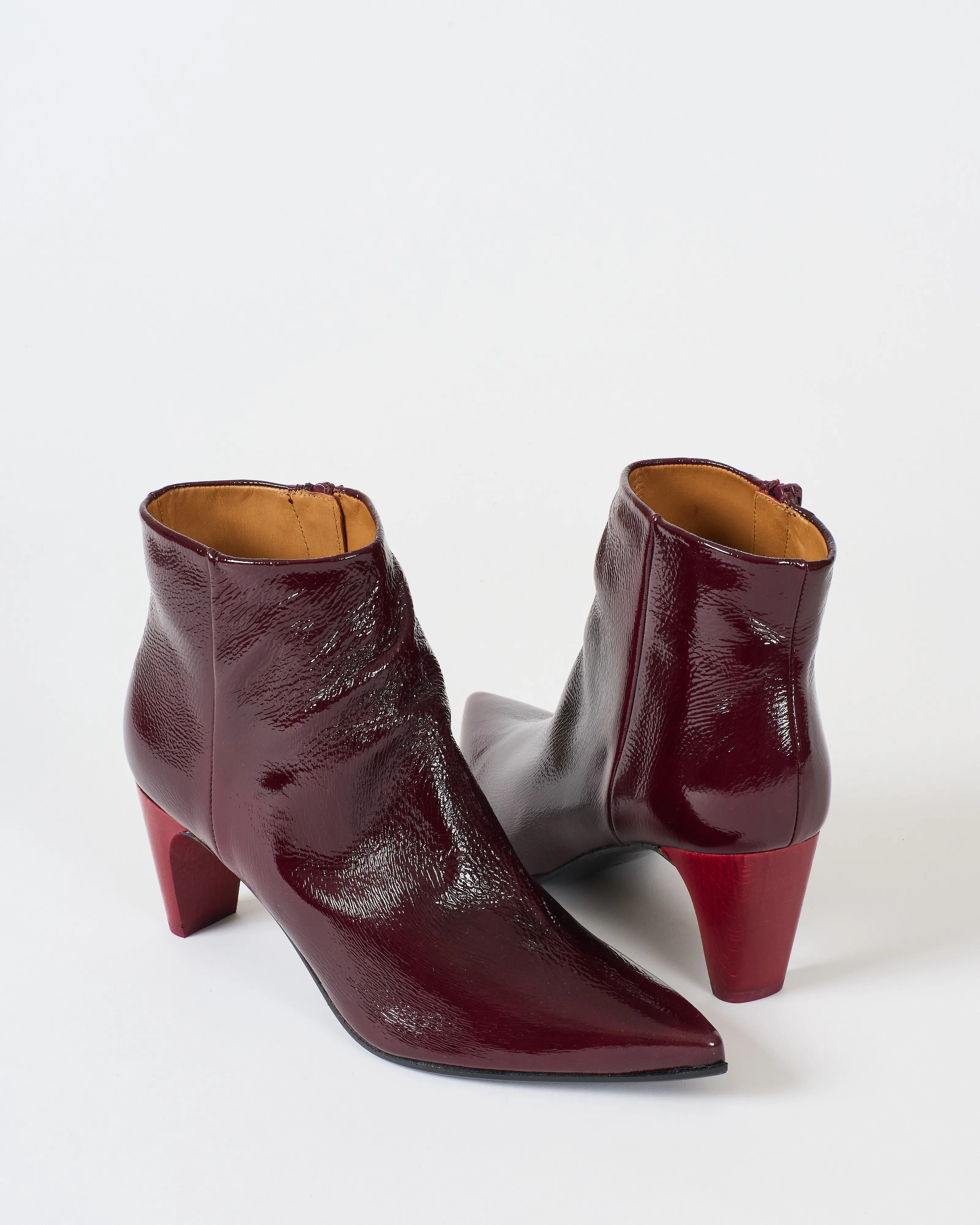 plato low boot